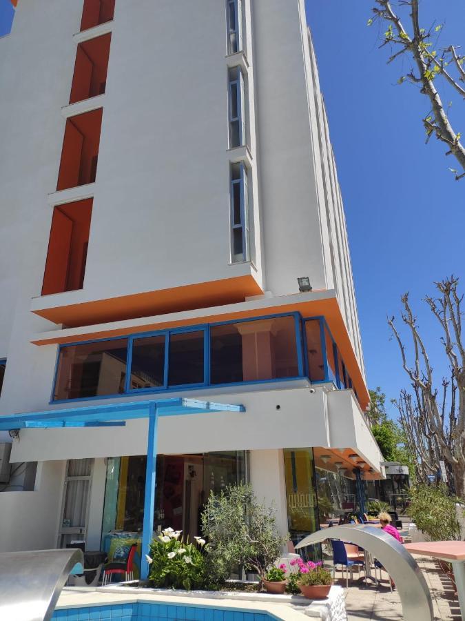 Hotel Senior Cattolica Exterior photo