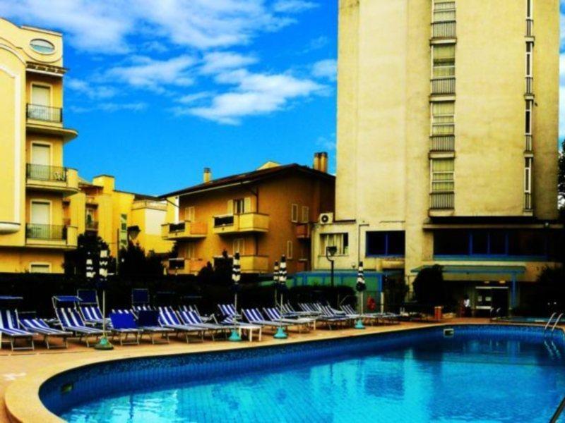 Hotel Senior Cattolica Exterior photo